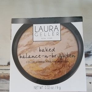 New In Box! Laura Geller New York Foundation